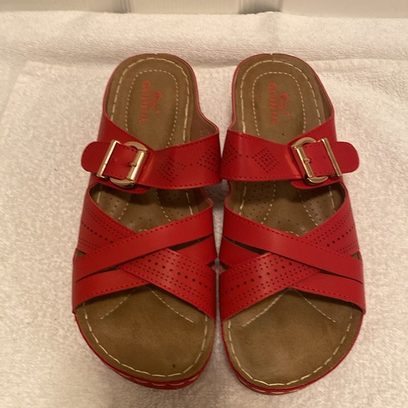 Lady Godiva Red Sandals…size 10 - Picture 5 of 8